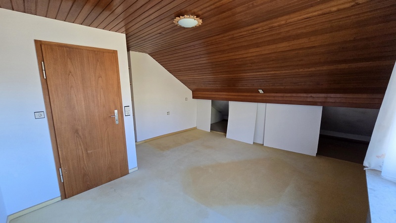 Schlafzimmer 1 im DG