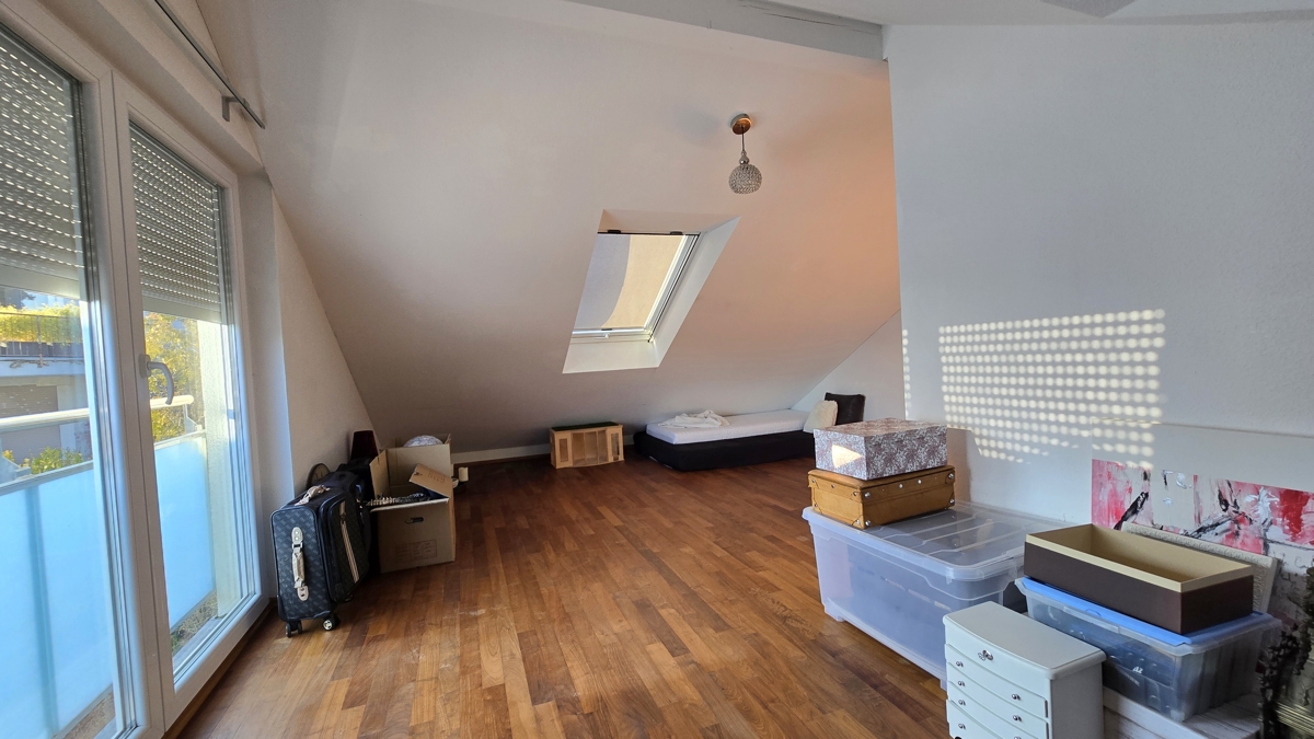 Schlafzimmer 1