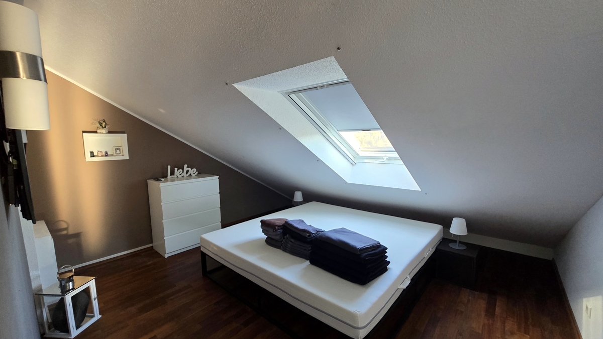Schlafzimmer 2