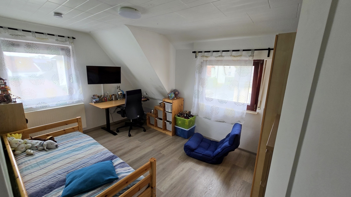 Schlafzimmer 2 im OG