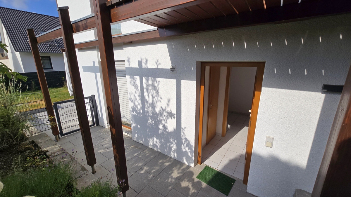 Außenansicht / Zugang zur Einliegerwohnung (ELW)
