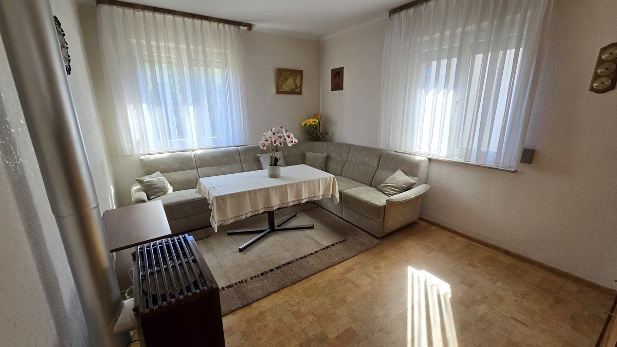 Wohnzimmer im EG