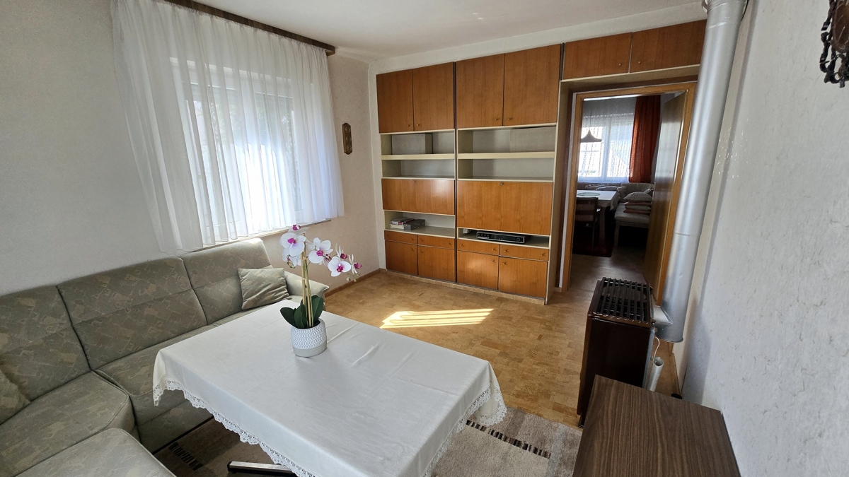 Wohnzimmer im EG