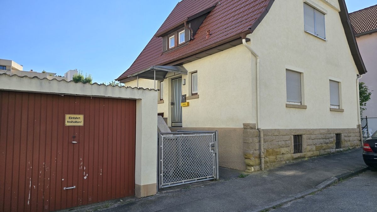 Haus und Garage