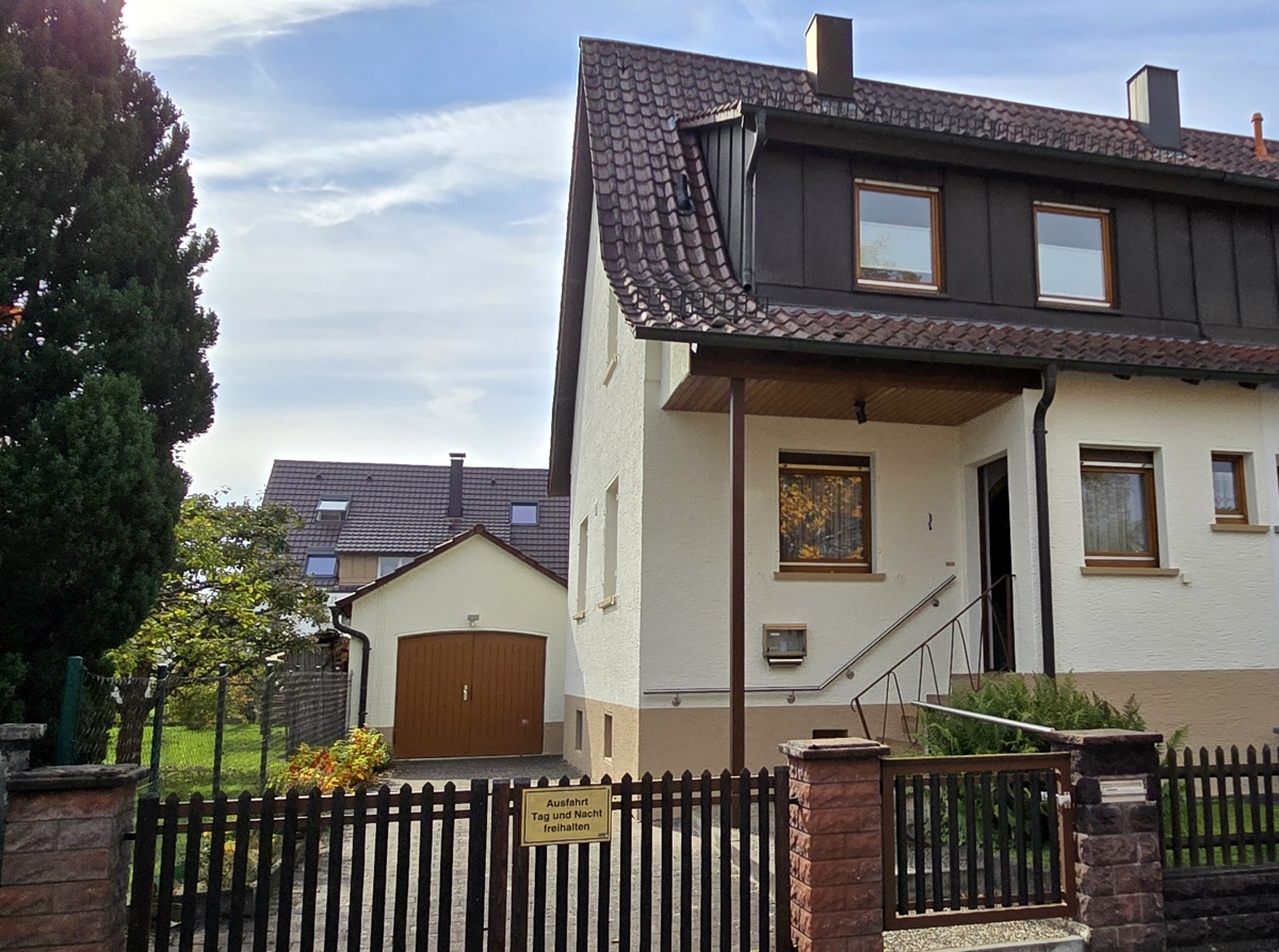Hausansicht vorne