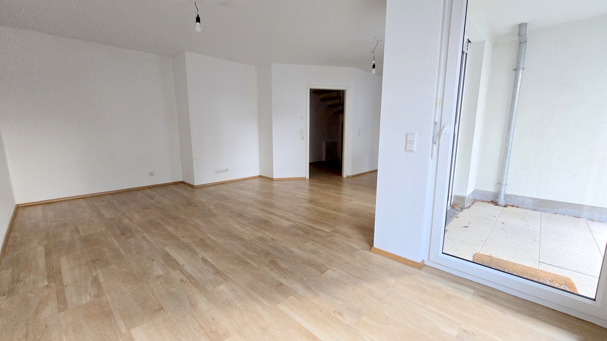 Wohnzimmer - Ebene 1