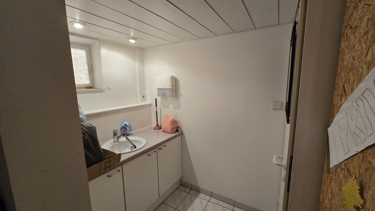 Laden - Personalraum