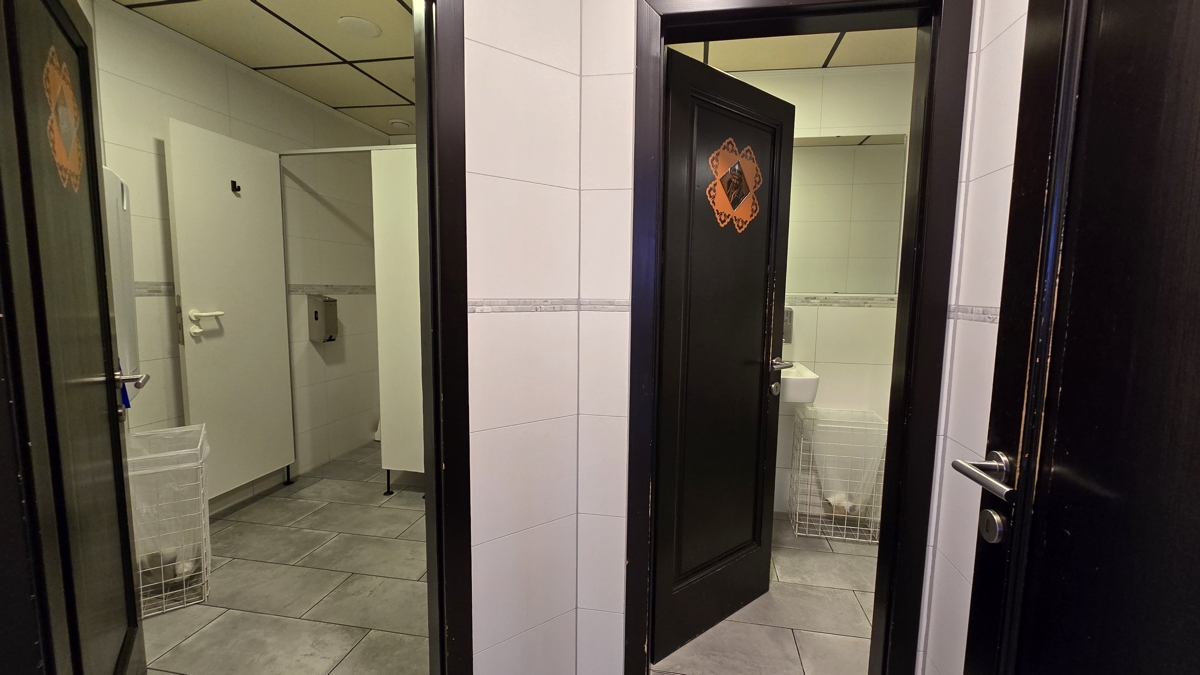 Eingang Kundentoiletten