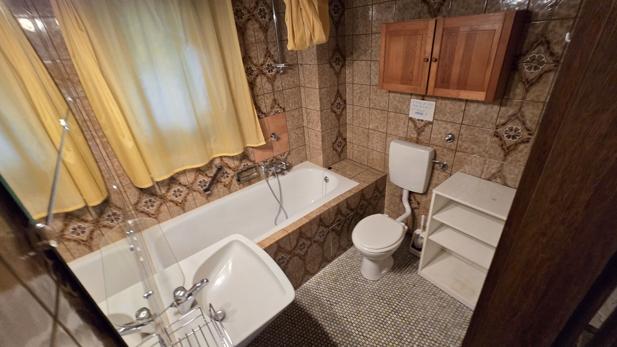 Tageslichtbad im Erdgeschoss