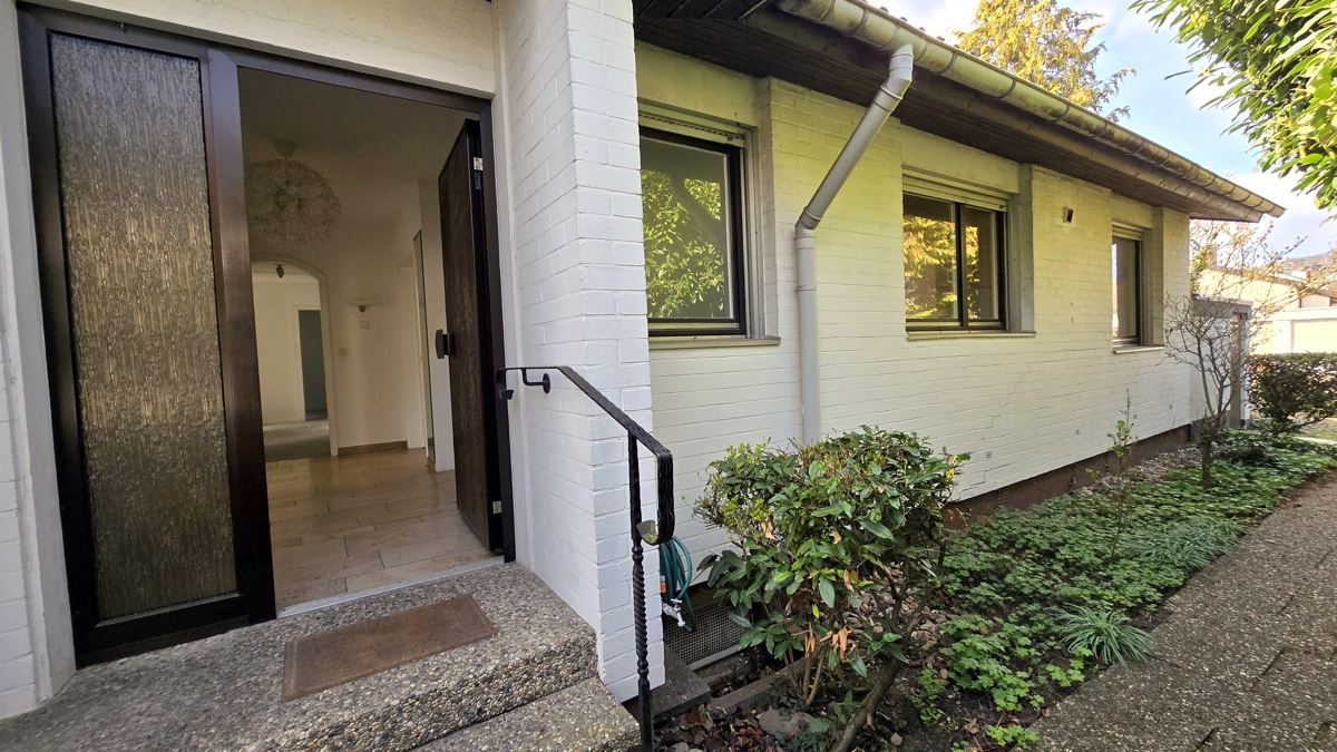 Hauseingang und Zugang zum Haus