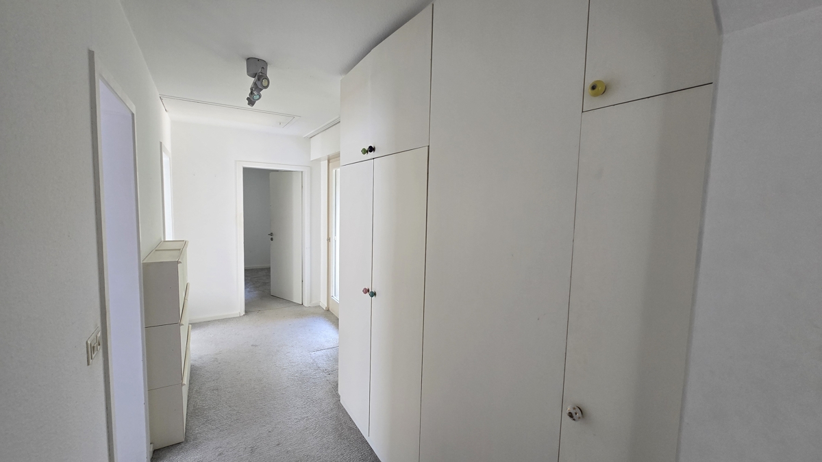 Einbauschrank im Flur