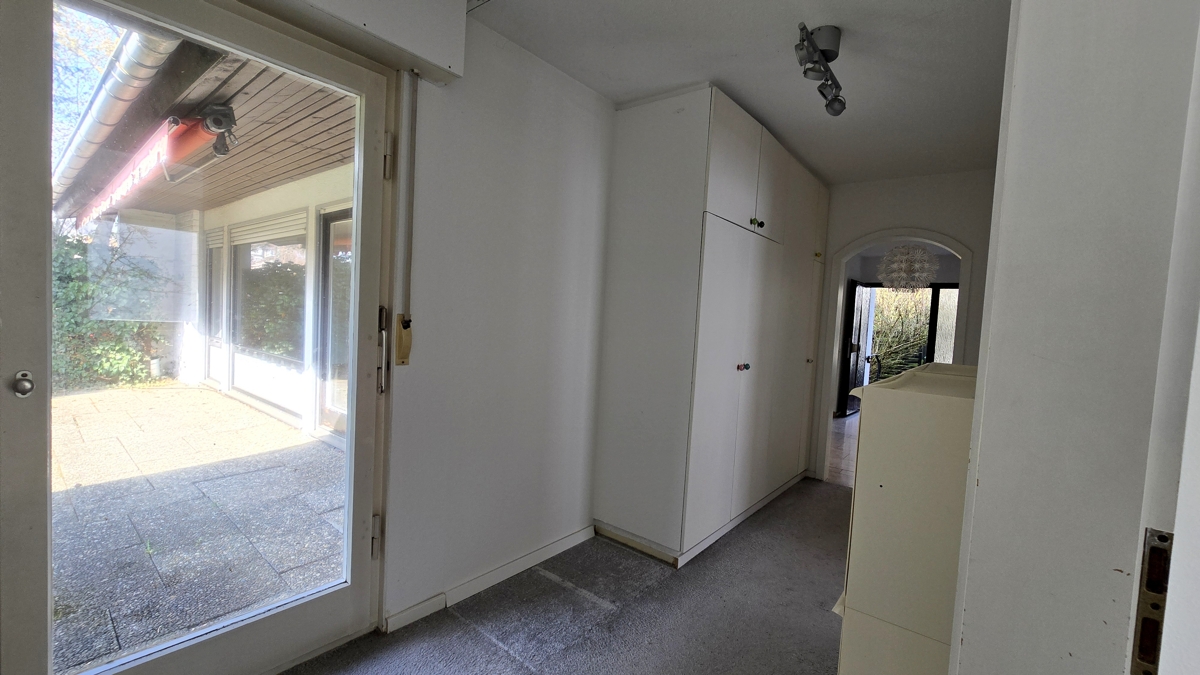 Zugang zu Terrasse und Flur