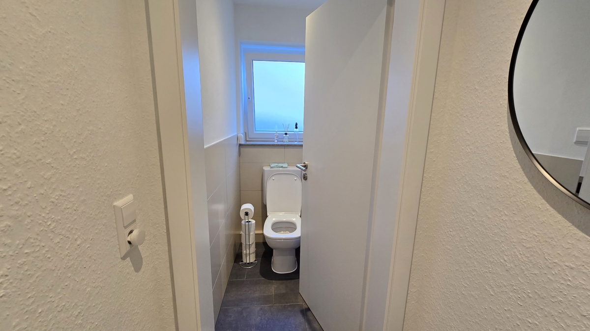 Separate Toilette