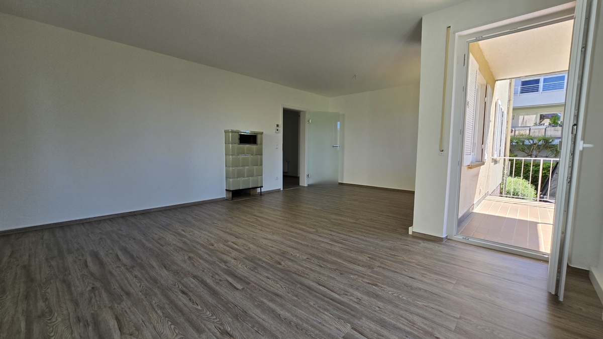 Helle, geräumige 3 Zimmer Erdgeschosswohnung in Südhanglage und ruhig gelegen - sucht neue Mieter. - Photo 2