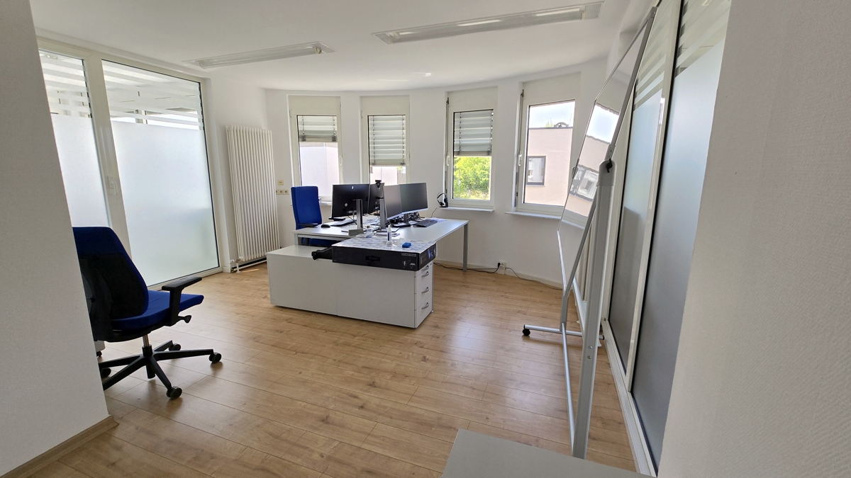 Büro 3