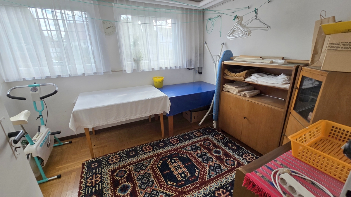 UG - Bügelzimmer