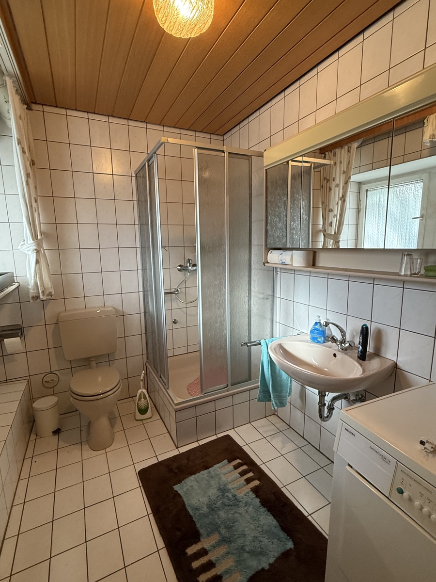 Badezimmer EG