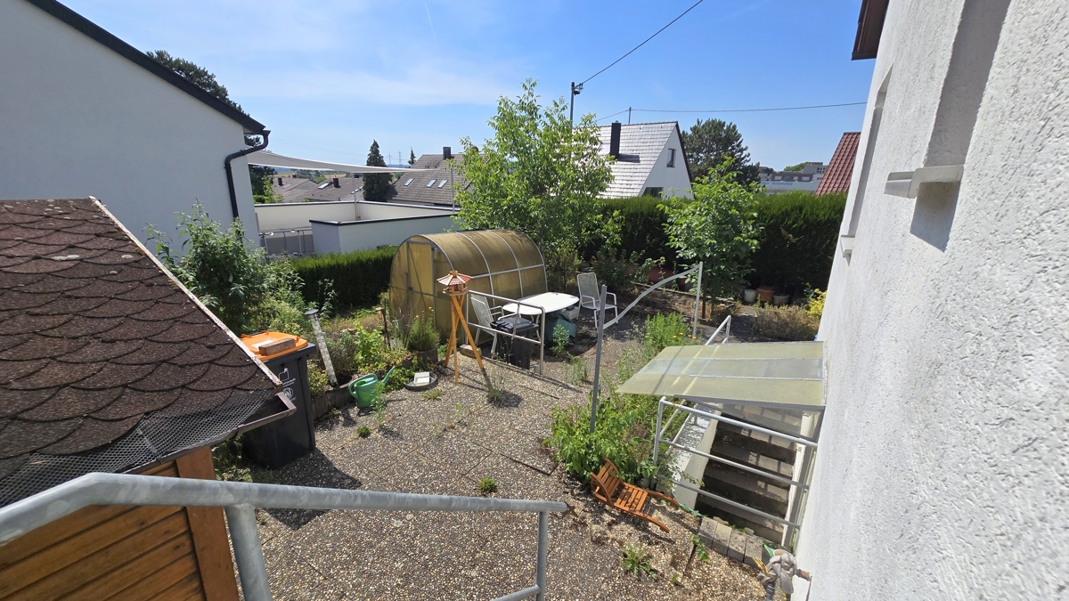 Blick in den Garten / Terrasse