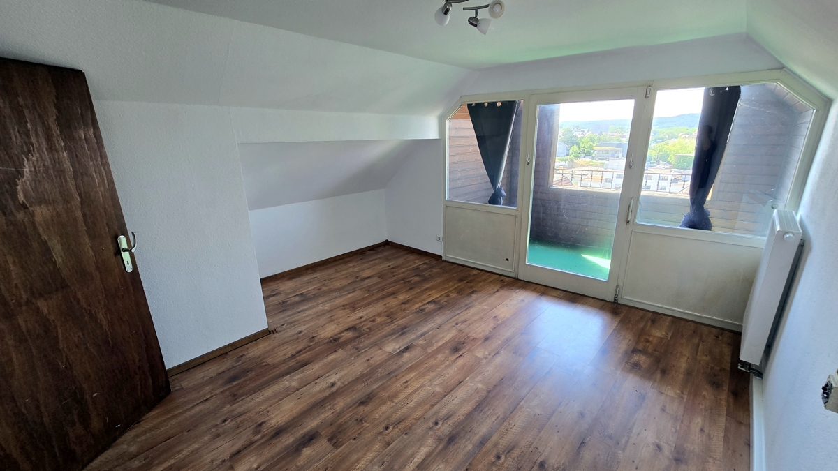 Schlafzimmer 3 mit Zugang Balkon