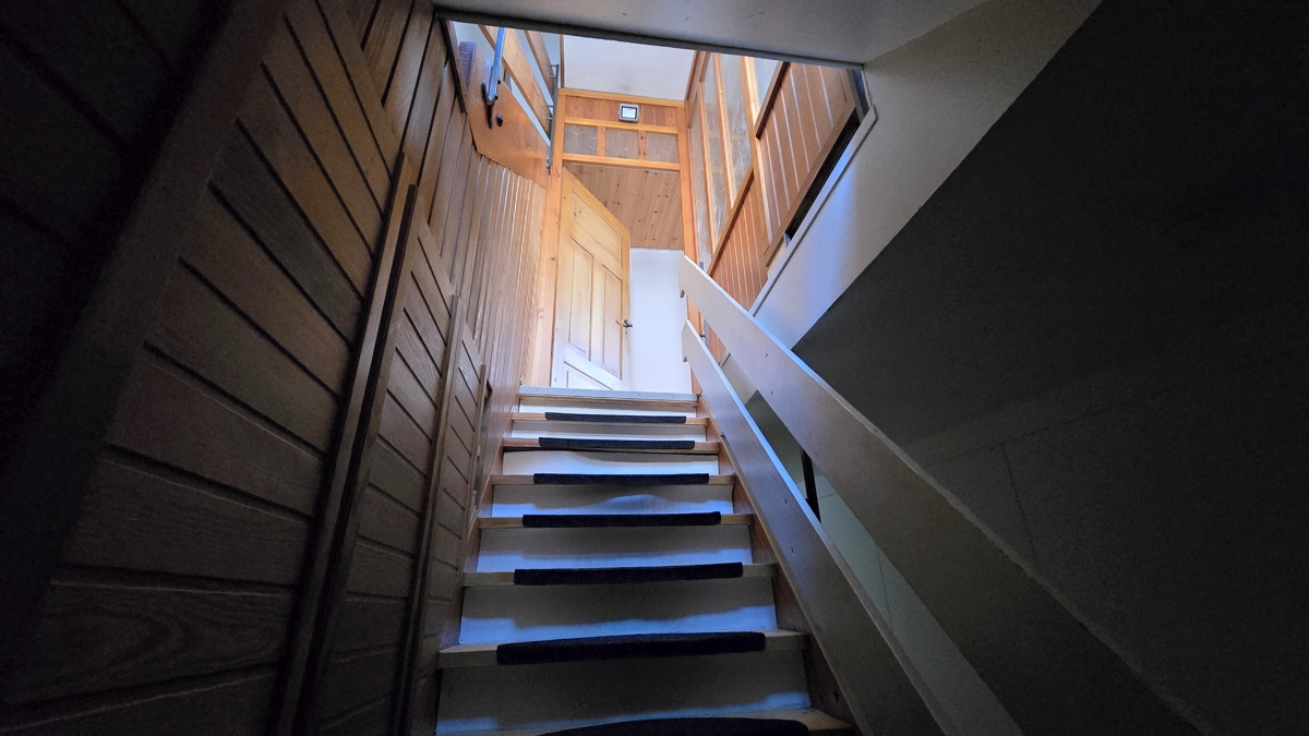 Treppe zur Wohnung