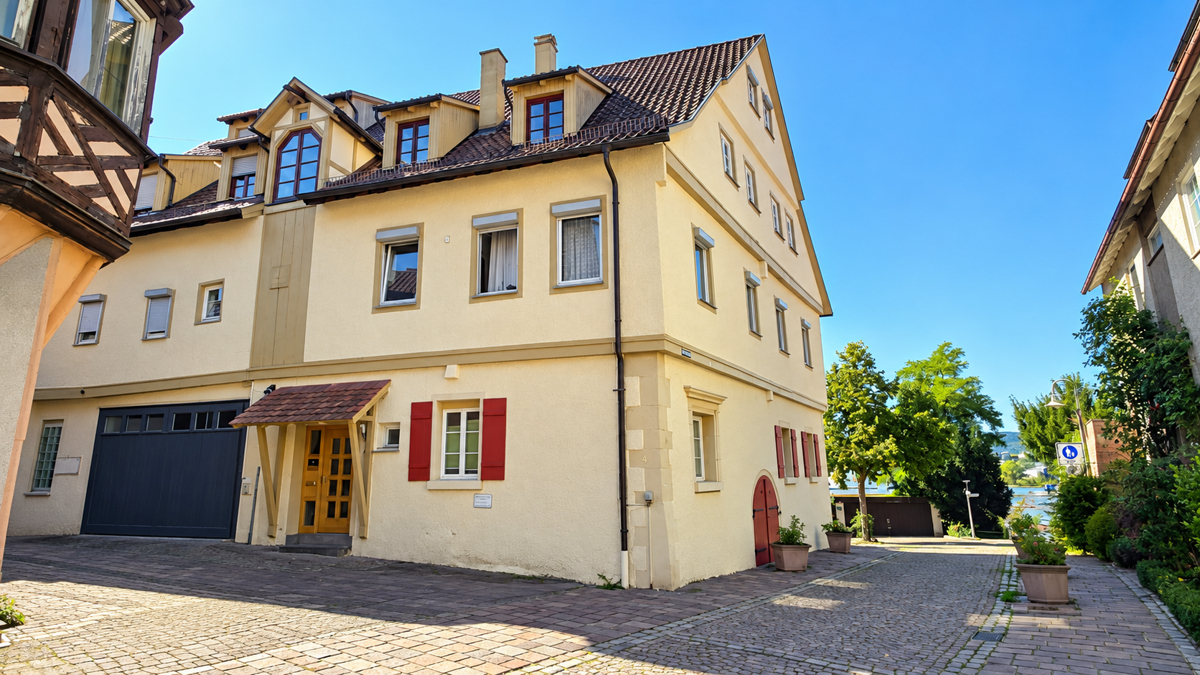 Außenansicht Haus vorne