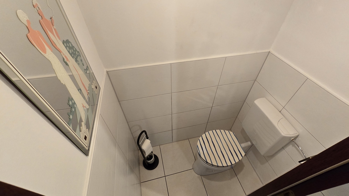 Separates WC