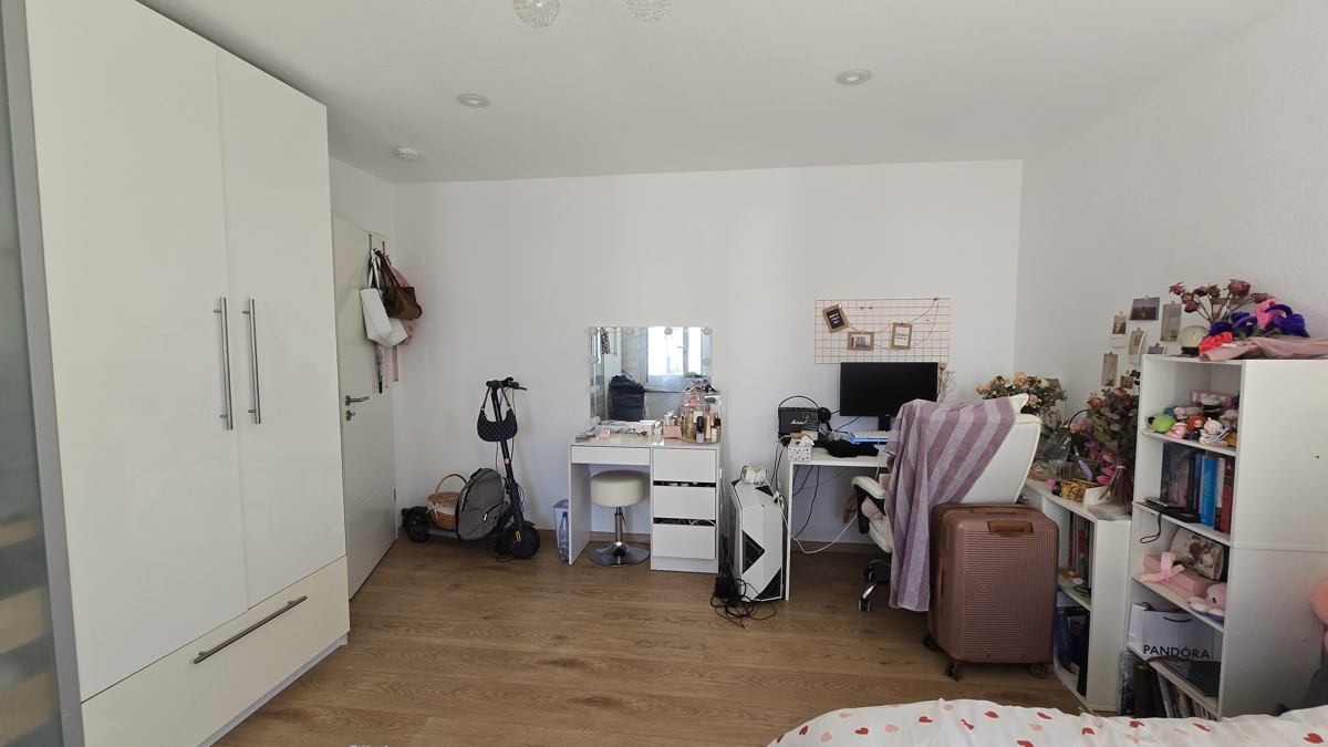 Schlafzimmer 2