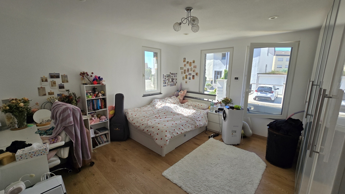 Schlafzimmer 2