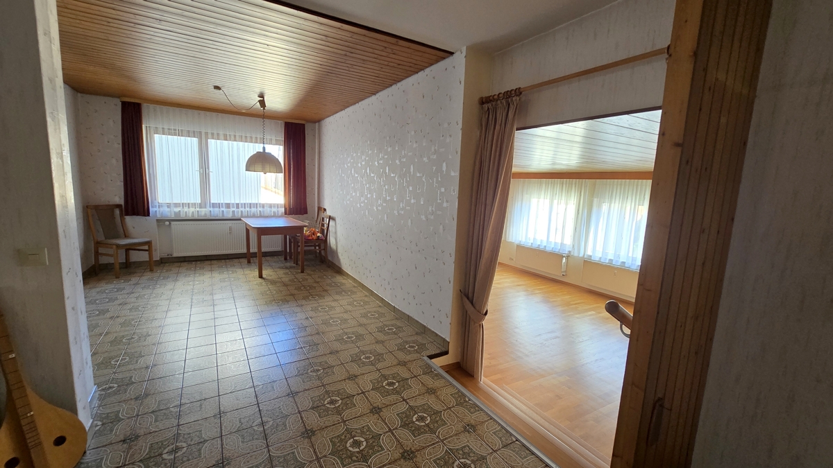 Essbereich mit Zugang Wohnzimmer 1. OG